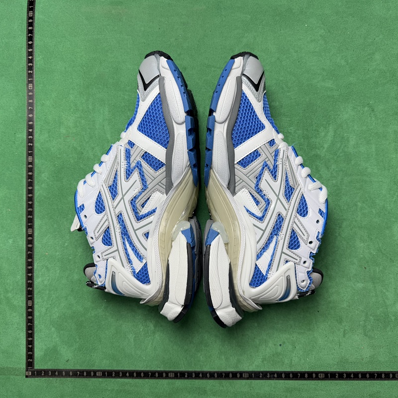 BALENCIAGA SNEAKERS (57)