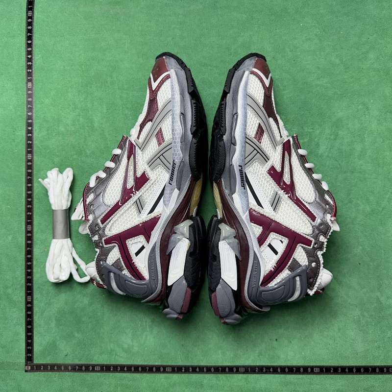 BALENCIAGA SNEAKERS (46)