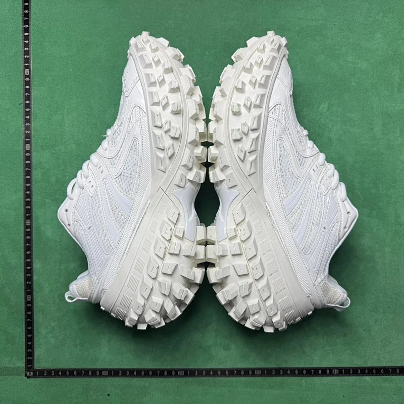 BALENCIAGA SNEAKERS (161)