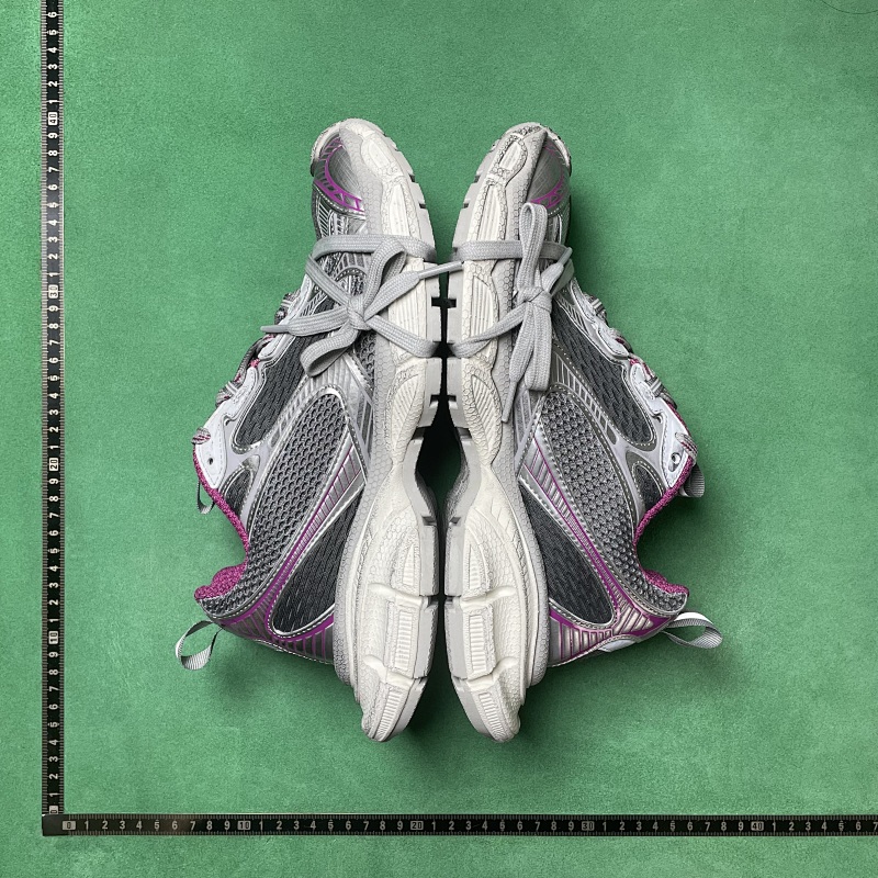 BALENCIAGA SNEAKERS (114)