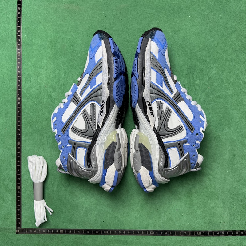 BALENCIAGA SNEAKERS (67)