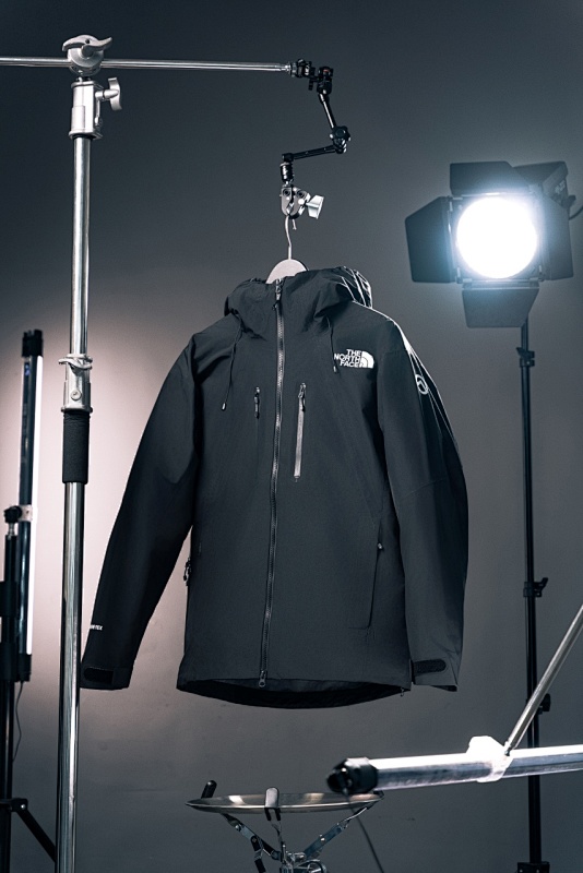 TNF 巅峰系列硬壳冲锋衣
