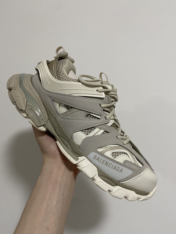 GOOD BATCH BALENCIAGA track