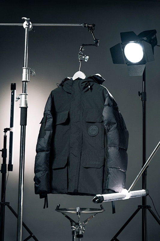 CANADA GOOSE 远征款羽绒服