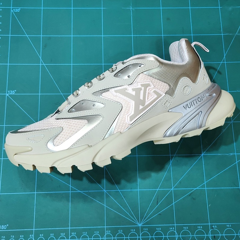 LV RUNNER (4)