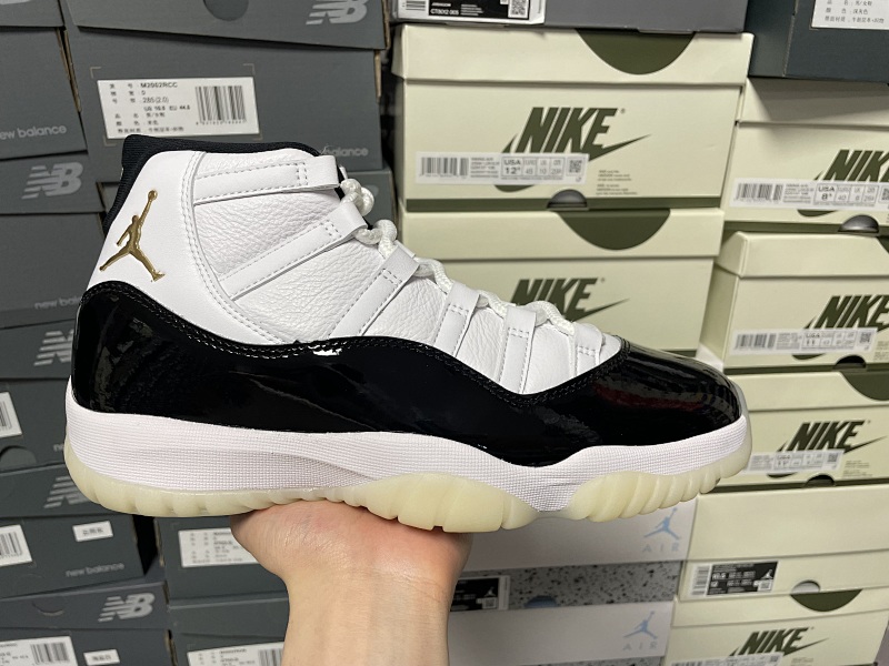 AJ11金砖