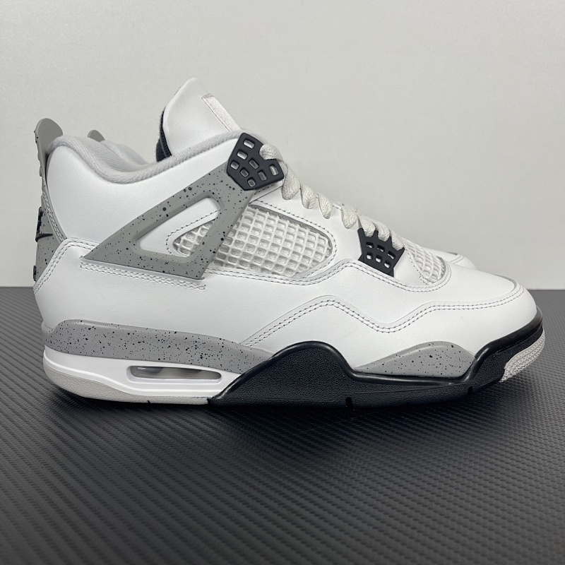 LJR AJ4