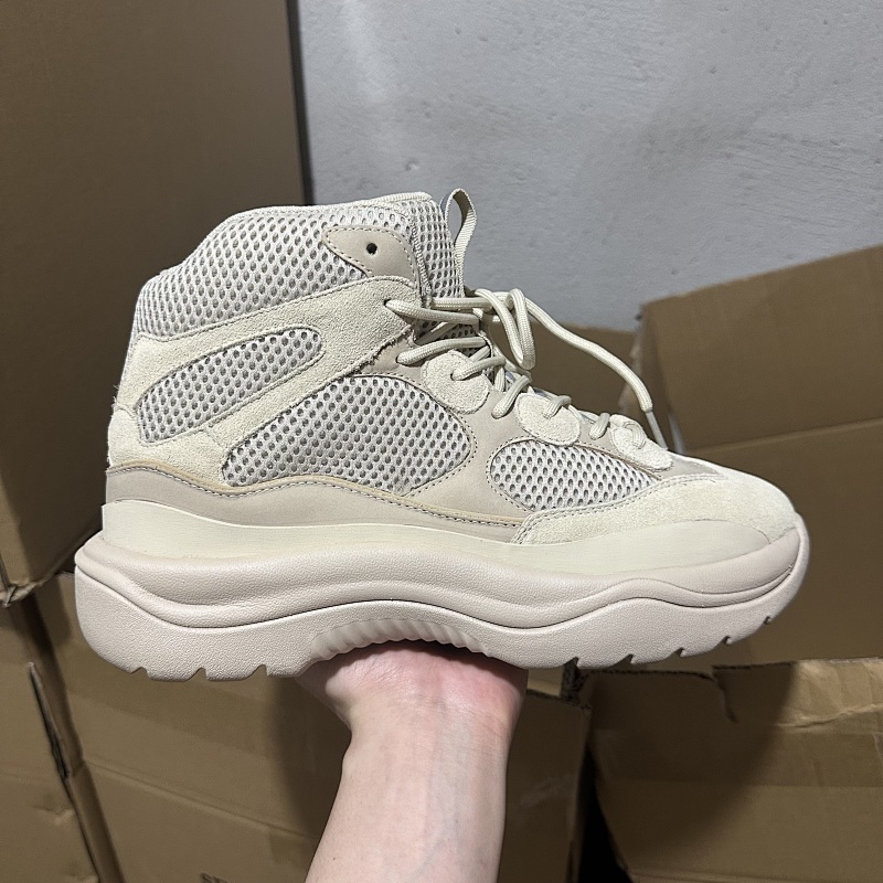 YEEZY BOOTS (2)