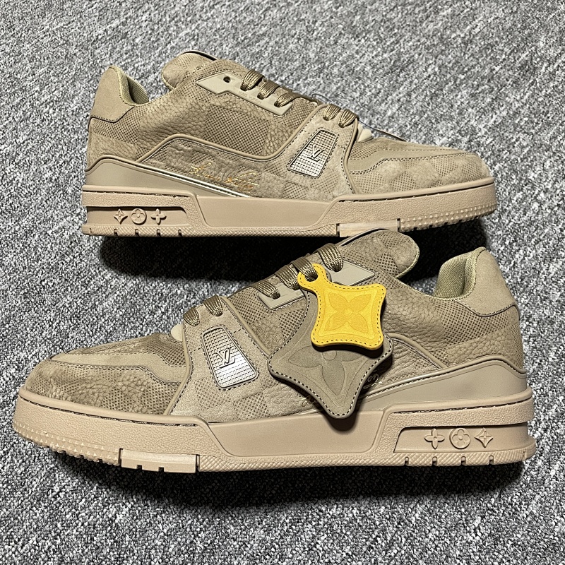 LV (4)