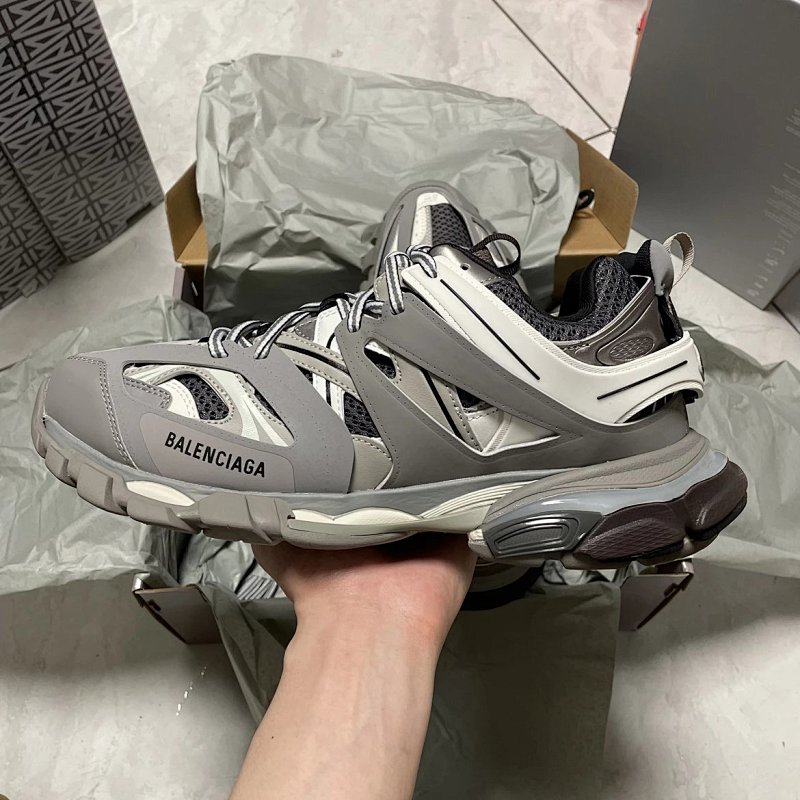 BALENCIAGA LED TRACK