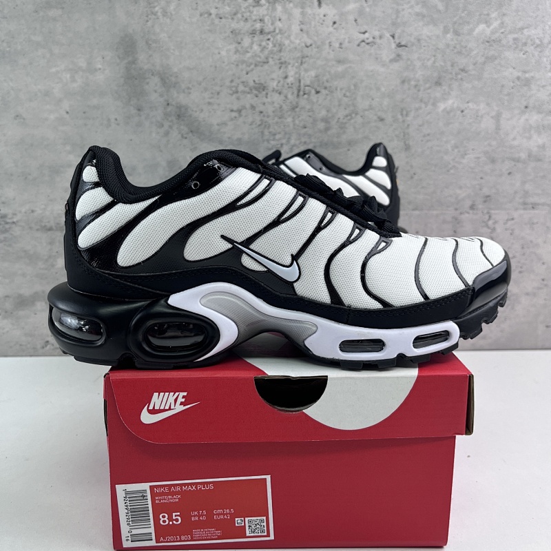 NIKE AIRMAX TN (XY)