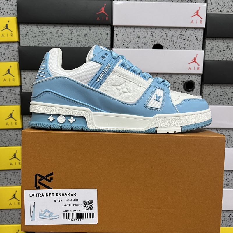 LOUIS VUITTON LV Trainer Sneaker (8)