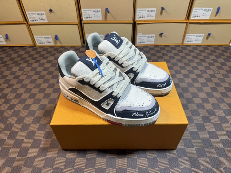 LOUIS VUITTON 1V Trainer New York Exclusive