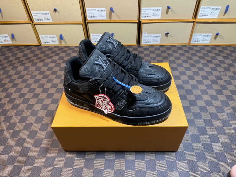Louis Vuitton 1V Trainer Nigo Black