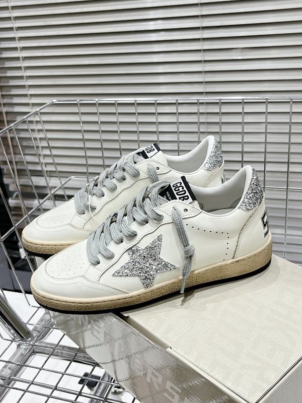 GOLDEN GOOSE (95)