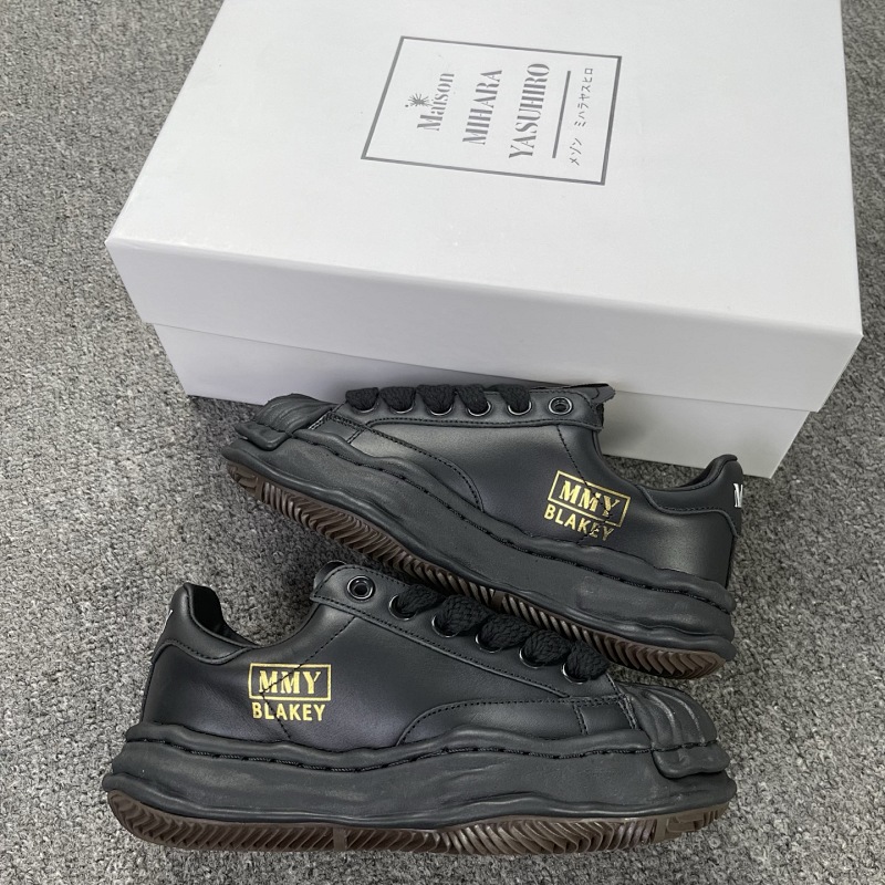 MIHARA YASUHIRO (71)