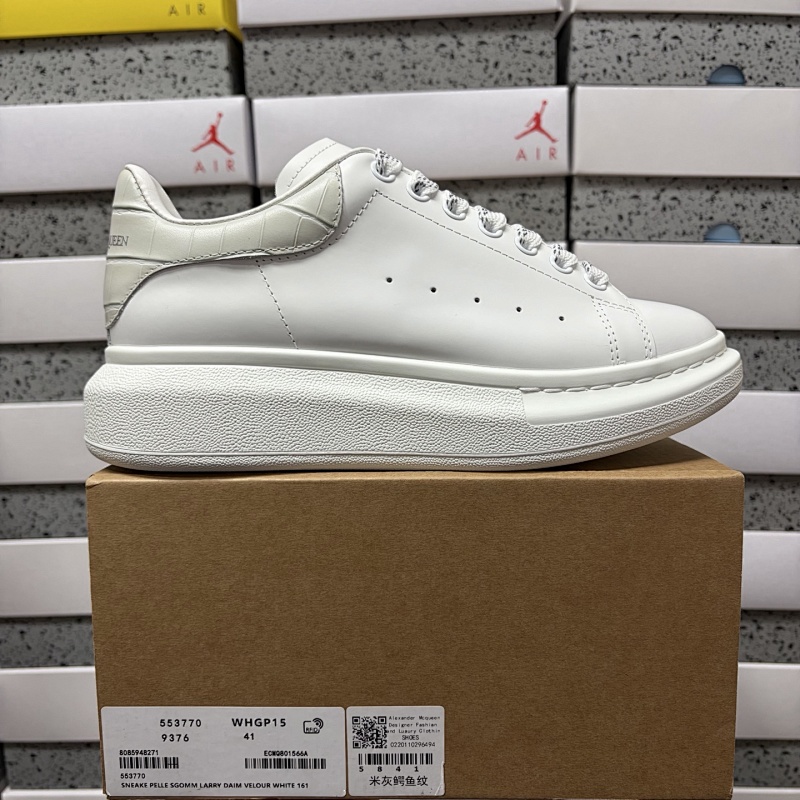 ALEXANDER MCQUEEN (15)