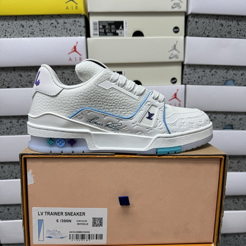 LOUIS VUITTON LV Trainer Sneaker (16)