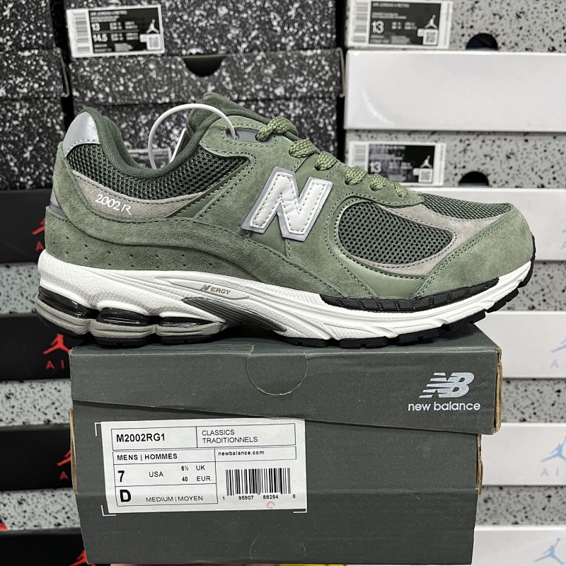 NEW BALANCE 2002 (1:1) (15)