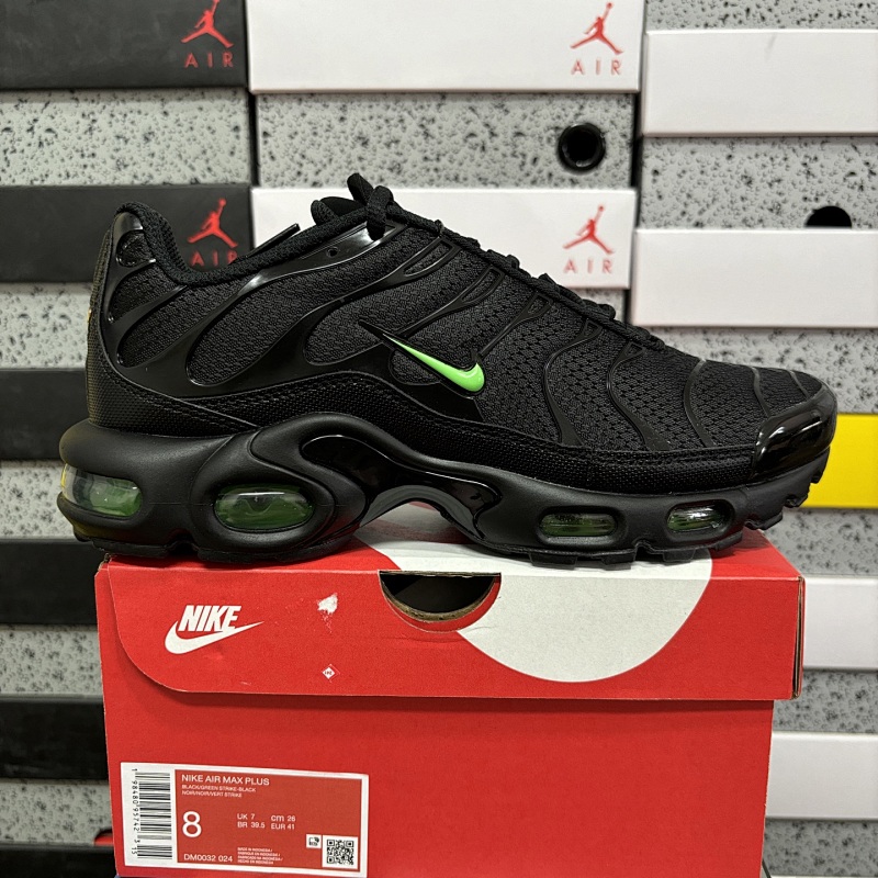 NIKE AIRMAX TN (2)
