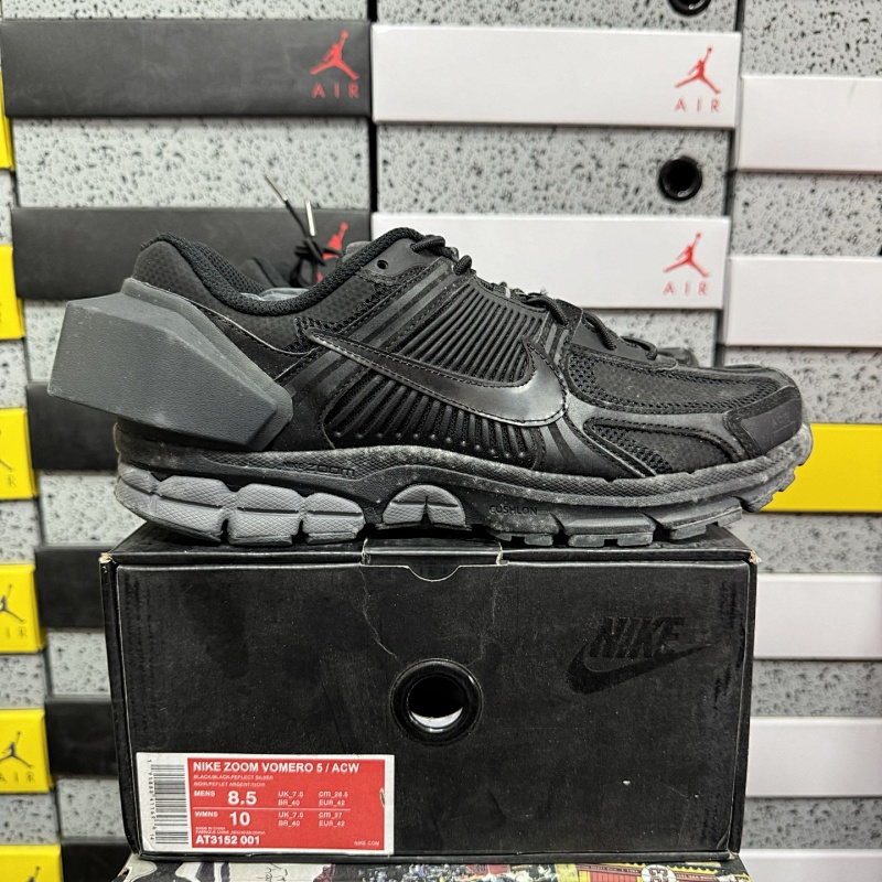 NIKE VOMERO 5 (14)