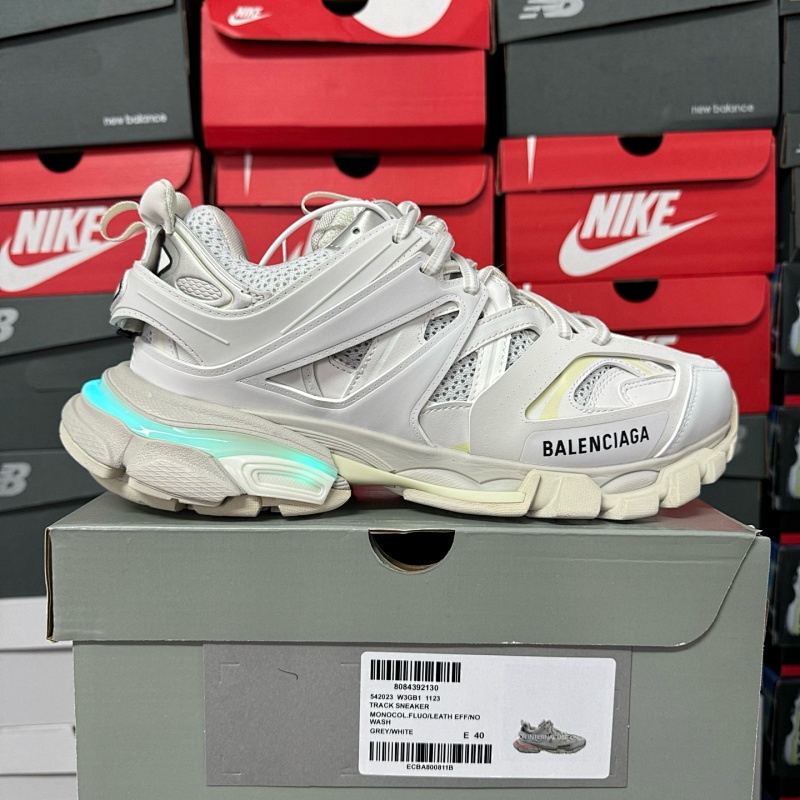 BALENCIAGA TRACK LED (5)