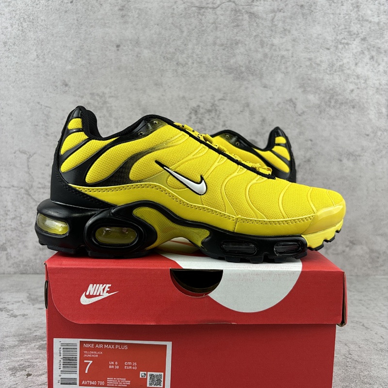 NIKE AIRMAX TN (XY) (11)