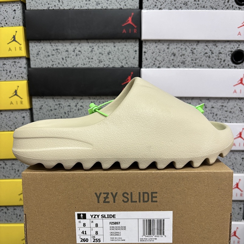 YEEZY SLIDE (33)