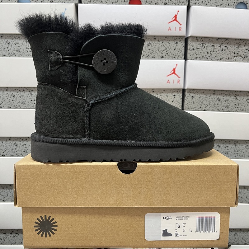 UGG (1:1) (39)
