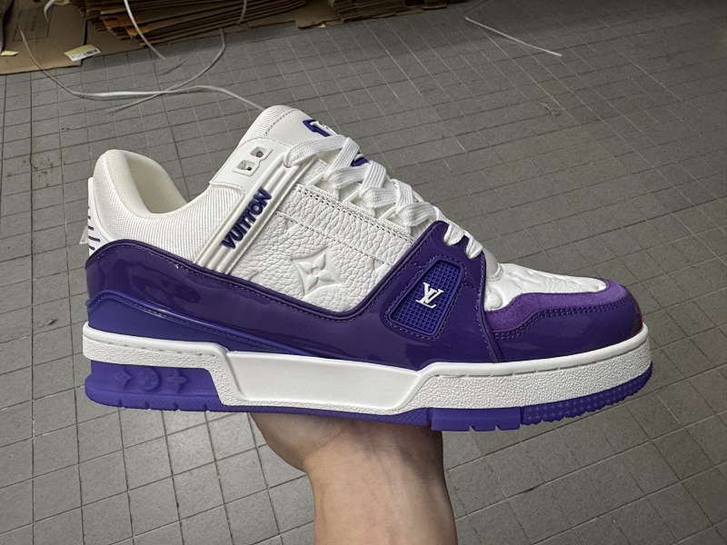LOUIS VUITTON 1V Trainer Purple Patent