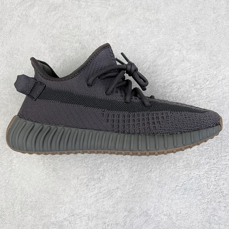 Yeezy Boost 350 V2 Black (2)
