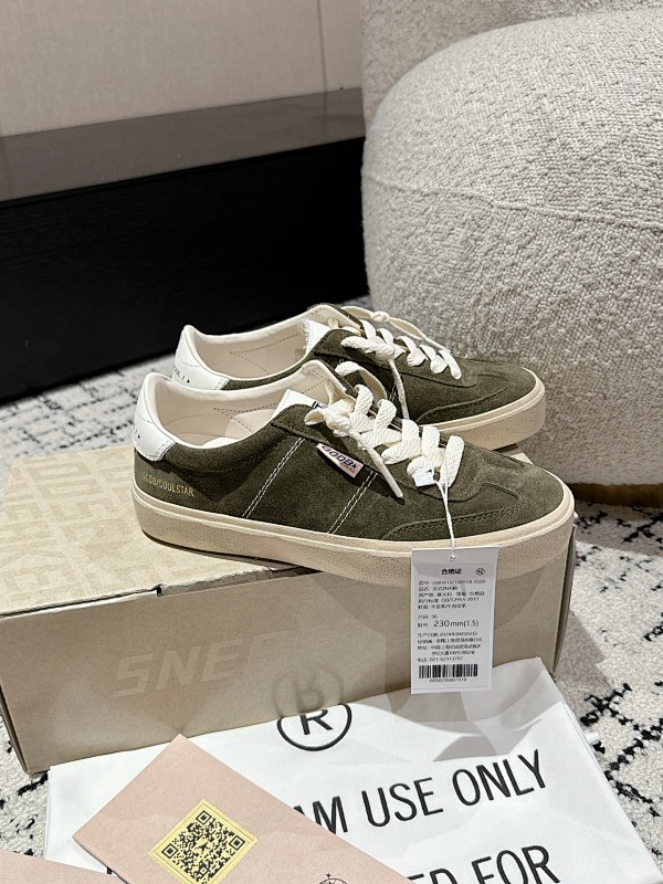 GOLDEN GOOSE (150)