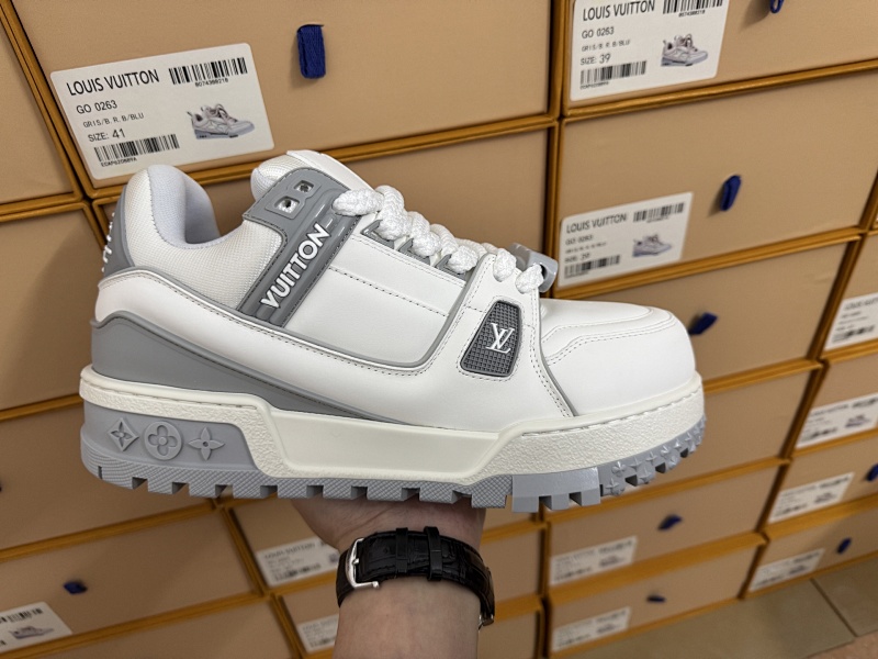 LOUIS VUITTON Trainer Maxi