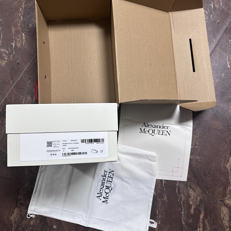 ALEXANDER MCQUEEN (49)