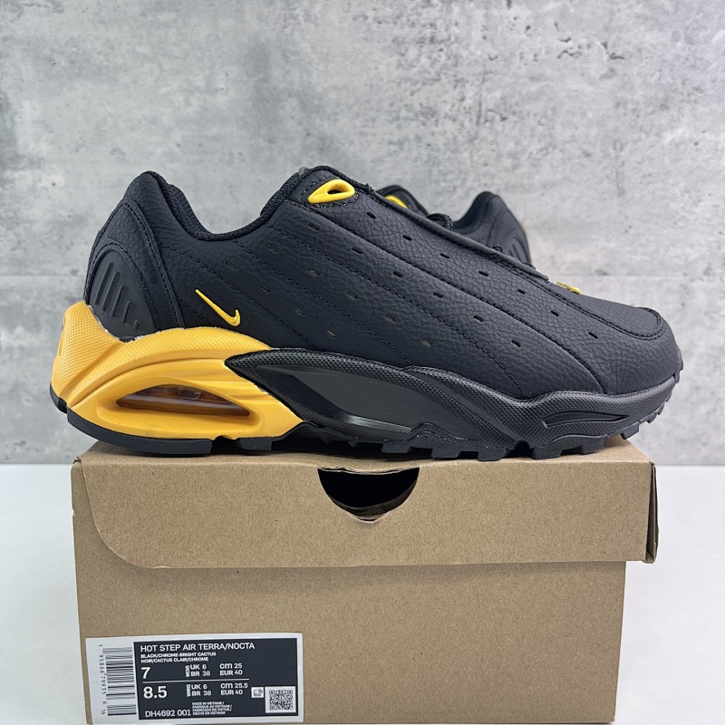 NIKE HOTSTEP (EE) (3)