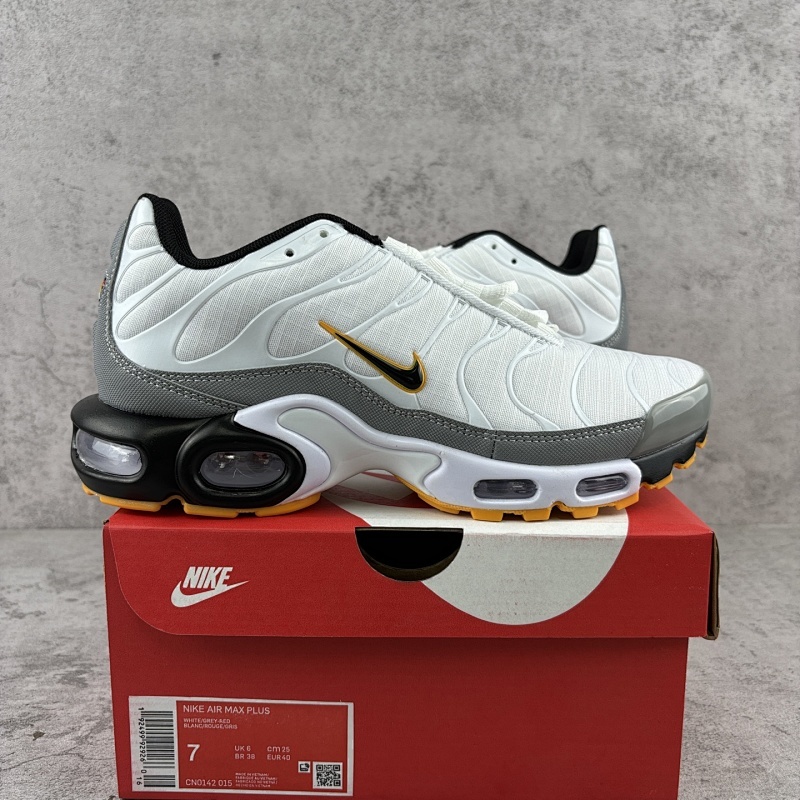NIKE AIRMAX TN (XY) (9)