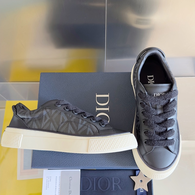 Dior B33