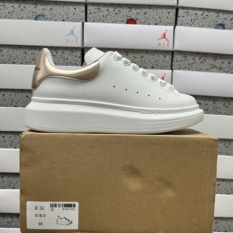 ALEXANDER MCQUEEN (50)