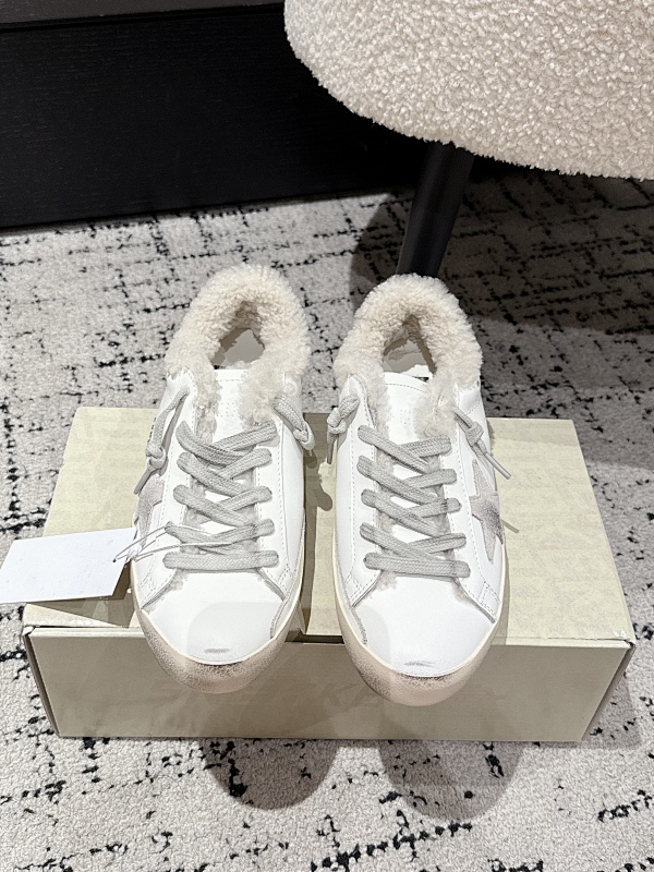 GOLDEN GOOSE (7)