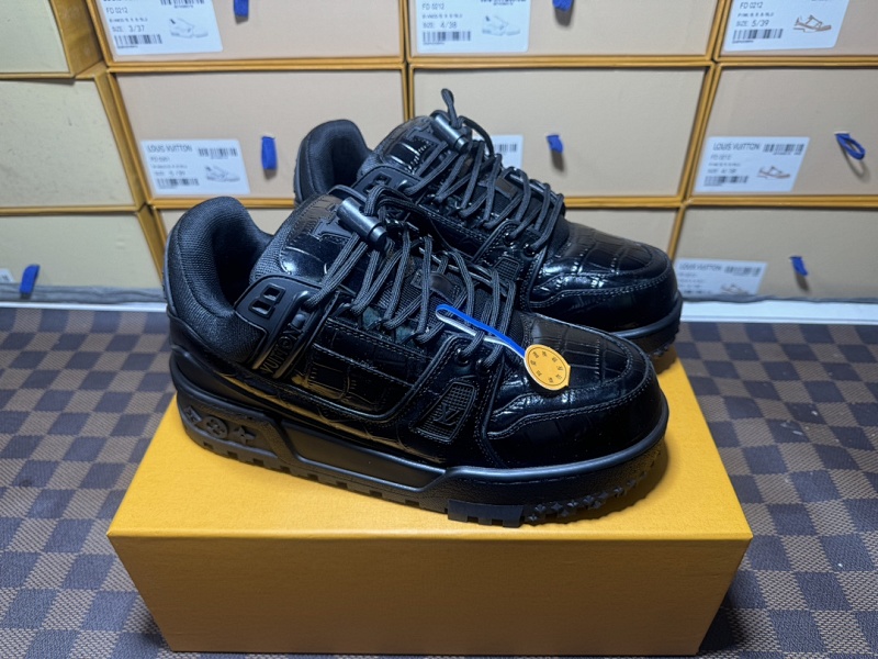 Louis Vuitton Trainer Maxi (2)