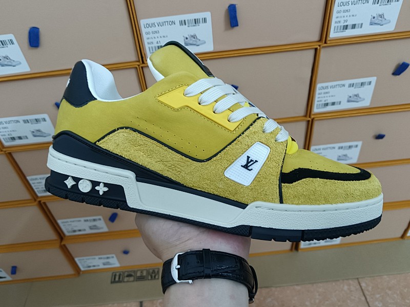 LOUIS VUITTON 1V Trainer Yellow Suede