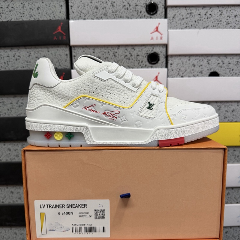 LOUIS VUITTON LV Trainer Sneaker (20)