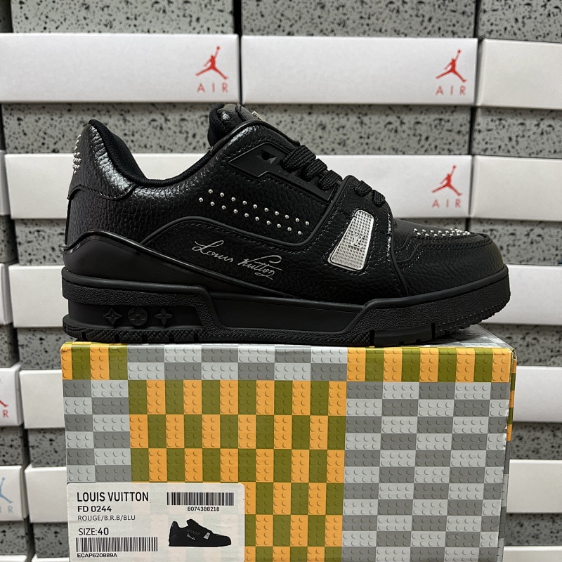 Louis Vuitton Trainer Black