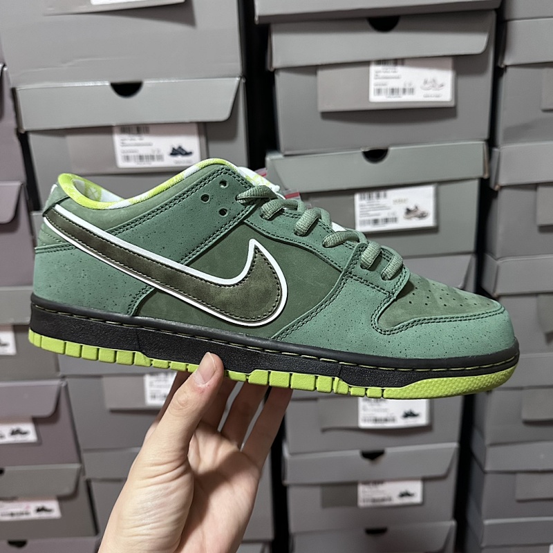 NIKE Dunk Low Green Lobster