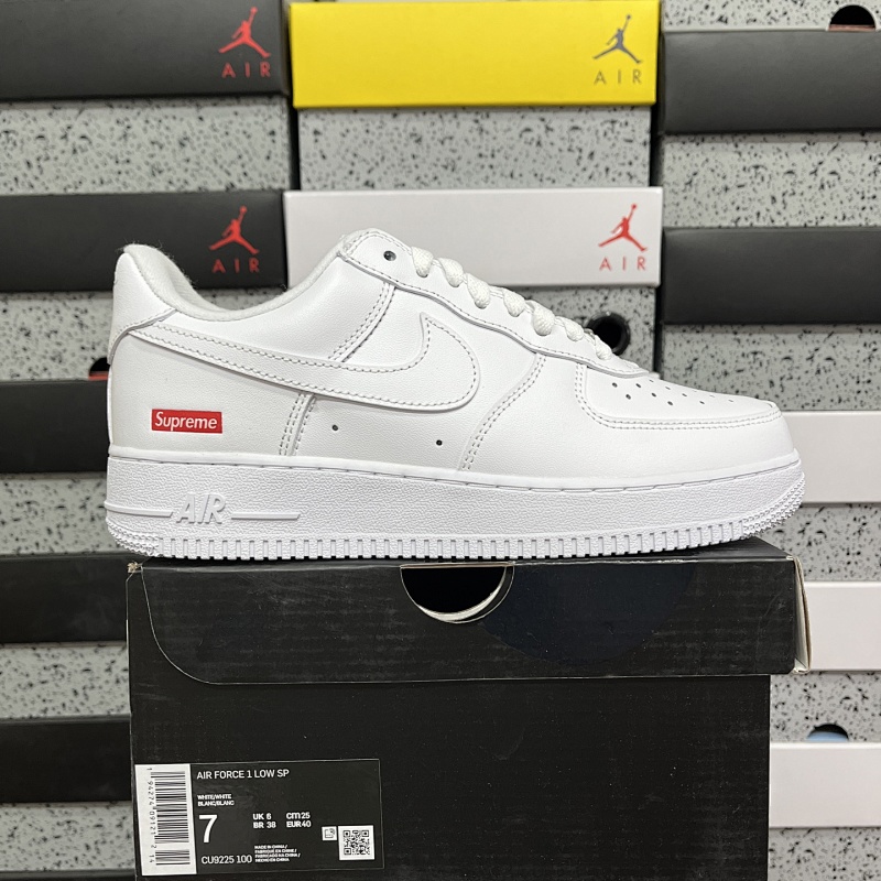 Supreme X Nike Air Force 1 Low (2)