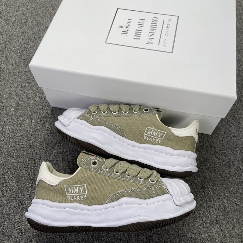 MIHARA YASUHIRO (68)