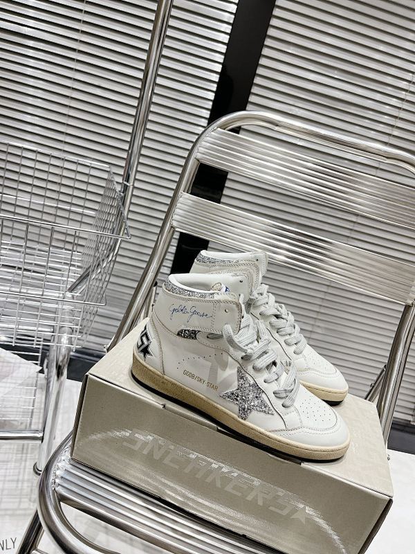 GOLDEN GOOSE (99)