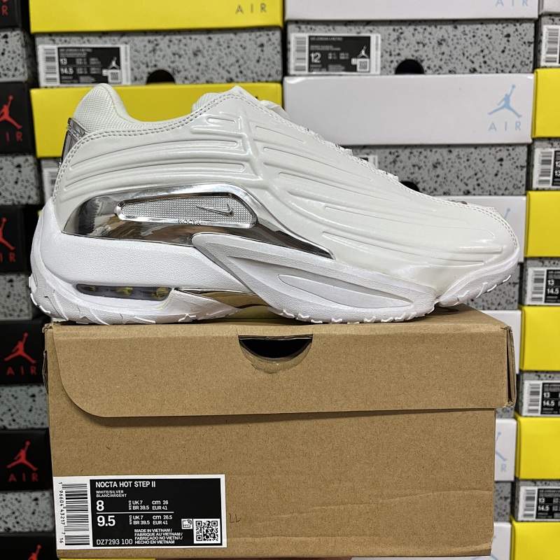 NIKE HOTSTEP (WM) (13)