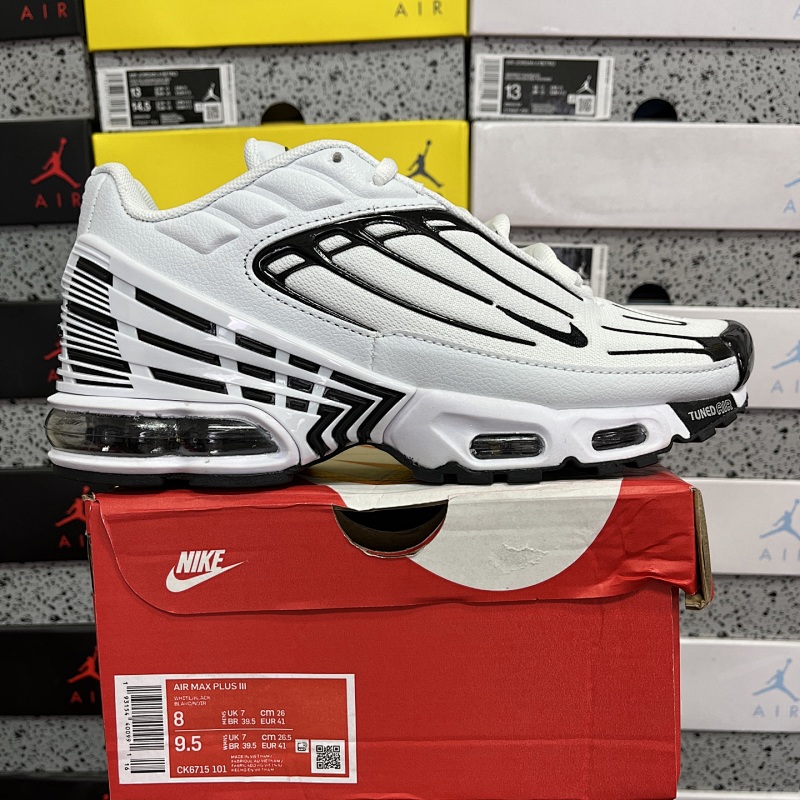 NIKE AIRMAX PLUS (4)