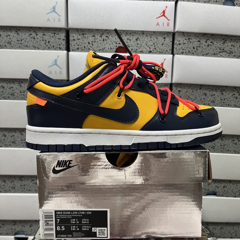 NIKE Dunk Low 11th